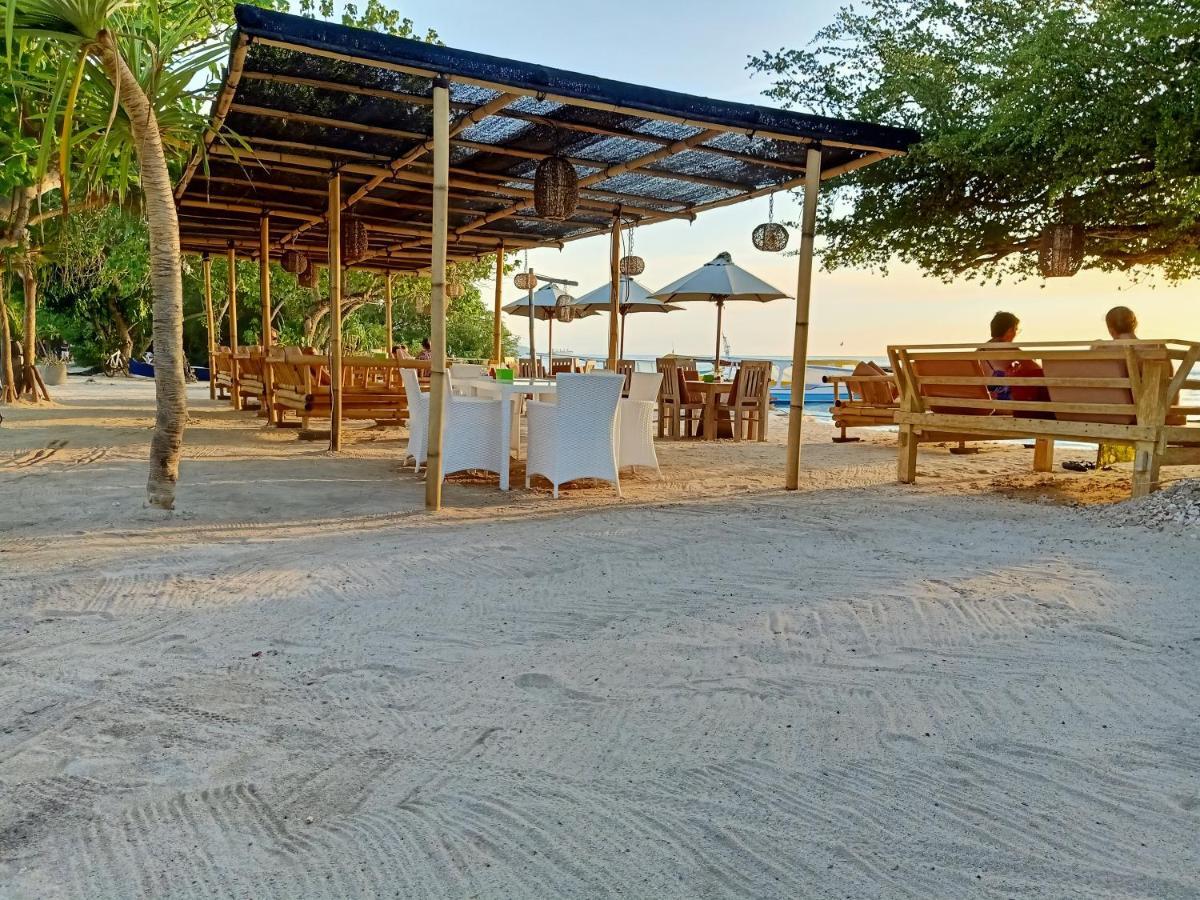 Two Brothers Bungalows กิลิเมโน ภายนอก รูปภาพ