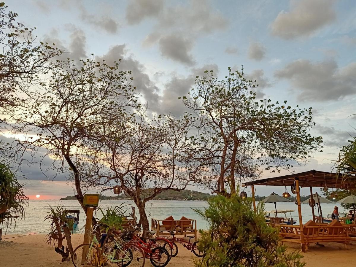 Two Brothers Bungalows กิลิเมโน ภายนอก รูปภาพ